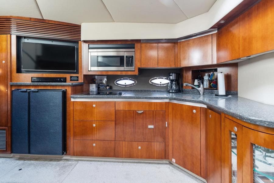 2007 Cruisers 520 Express