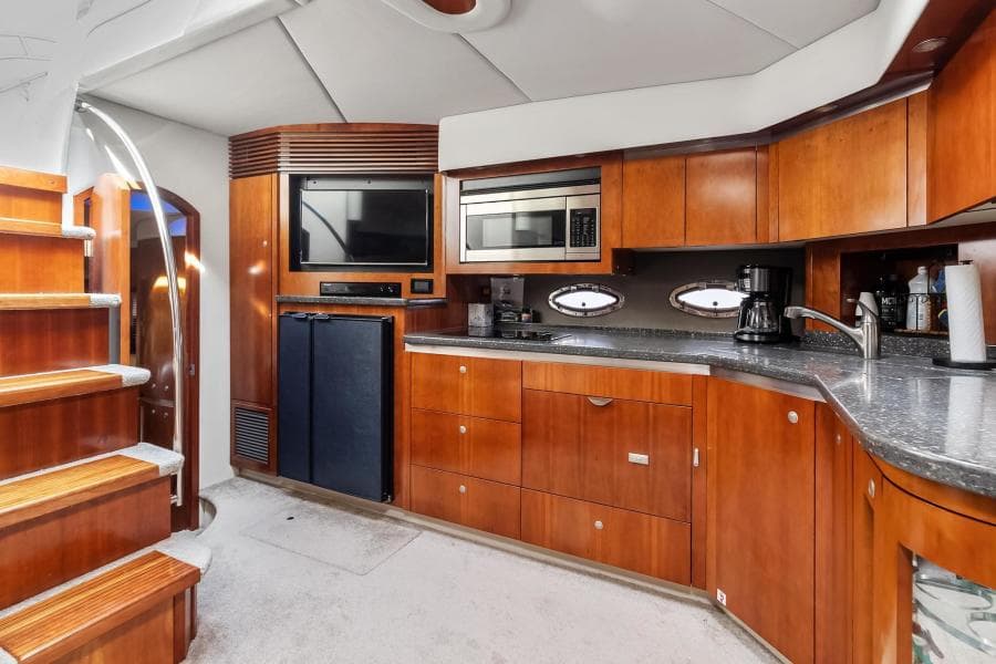 2007 Cruisers 520 Express