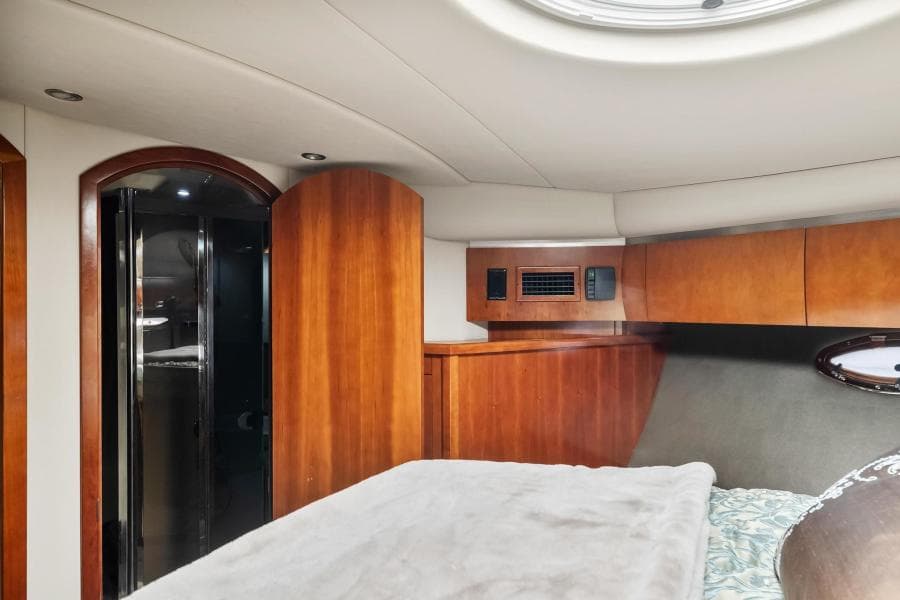 2007 Cruisers 520 Express