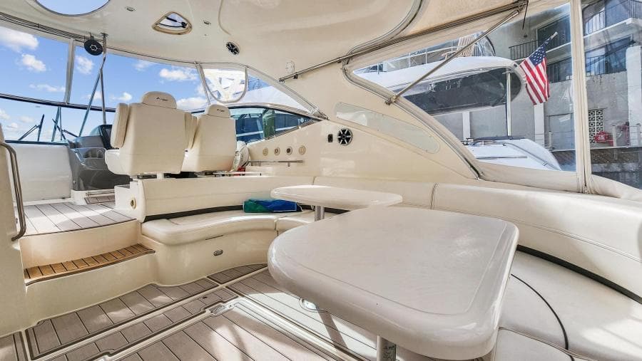 2007 Cruisers 520 Express
