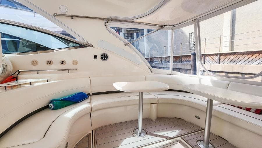2007 Cruisers 520 Express