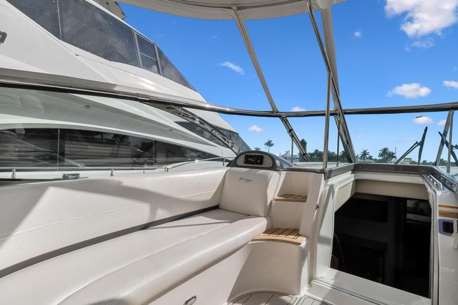 2007 Cruisers 520 Express