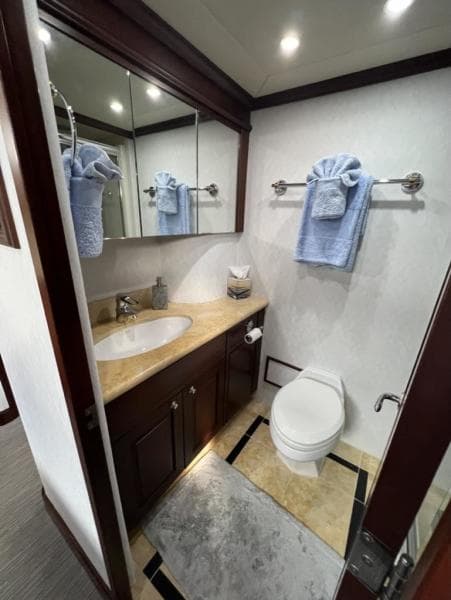 2006 Pacific Mariner 