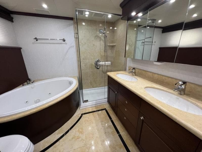 2006 Pacific Mariner 