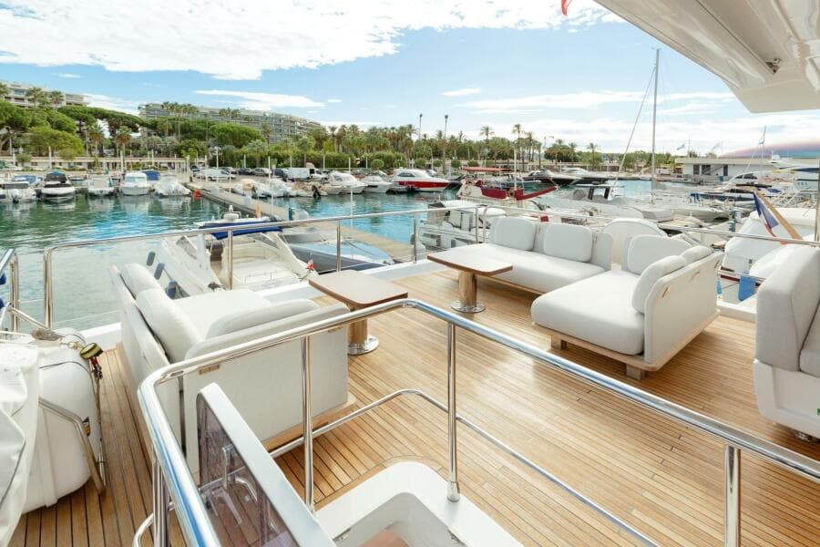 2020 Azimut 72 Flybridge