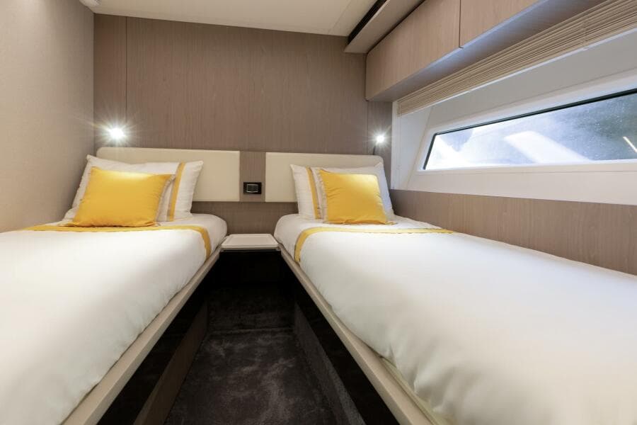 2020 Azimut 72 Flybridge