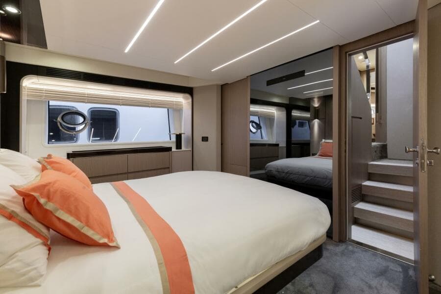 2020 Azimut 72 Flybridge