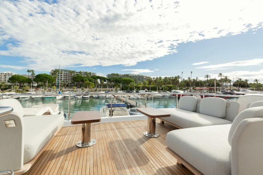 2020 Azimut 72 Flybridge