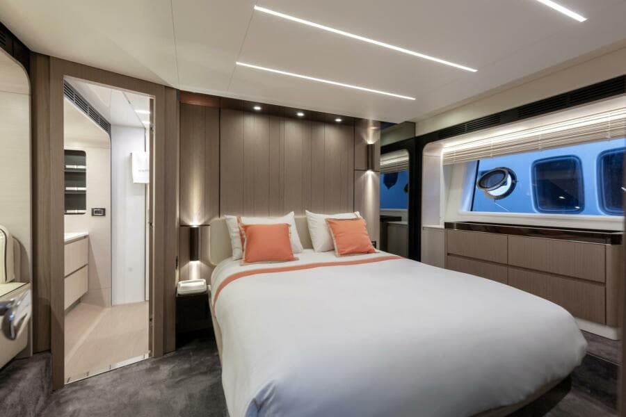2020 Azimut 72 Flybridge