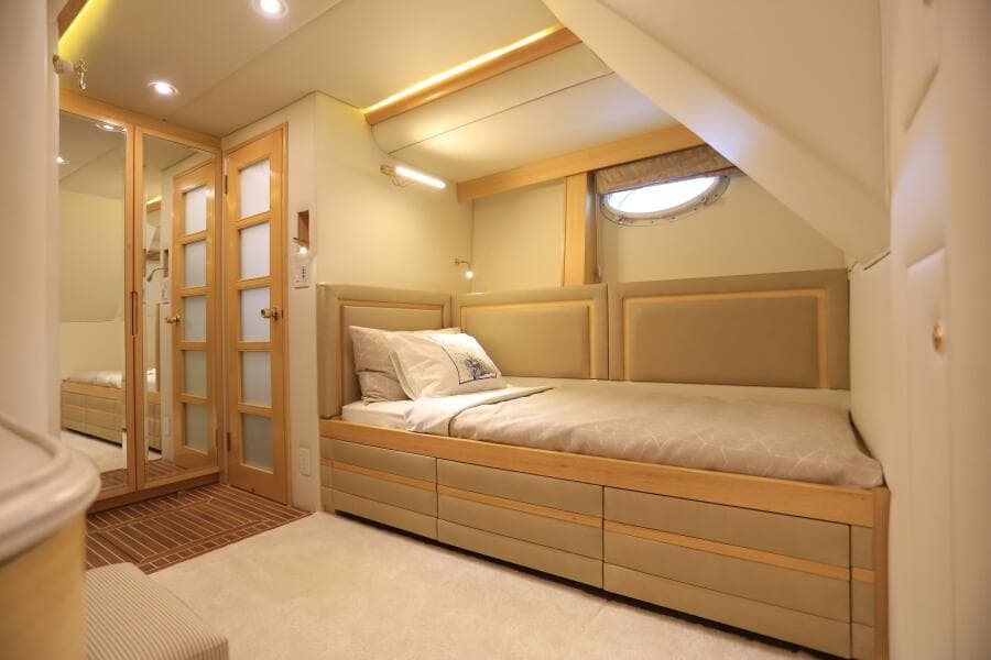 2004 Westport Custom