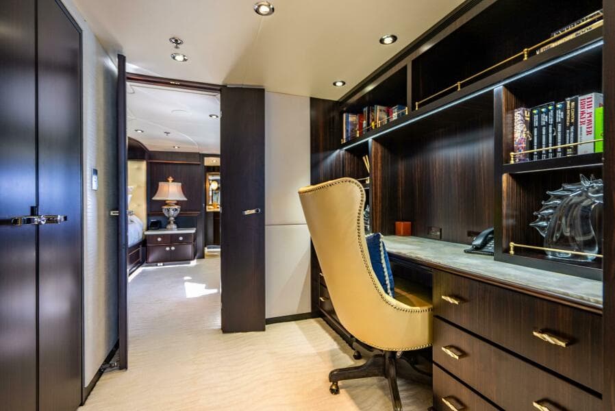 MASTER OFFICE