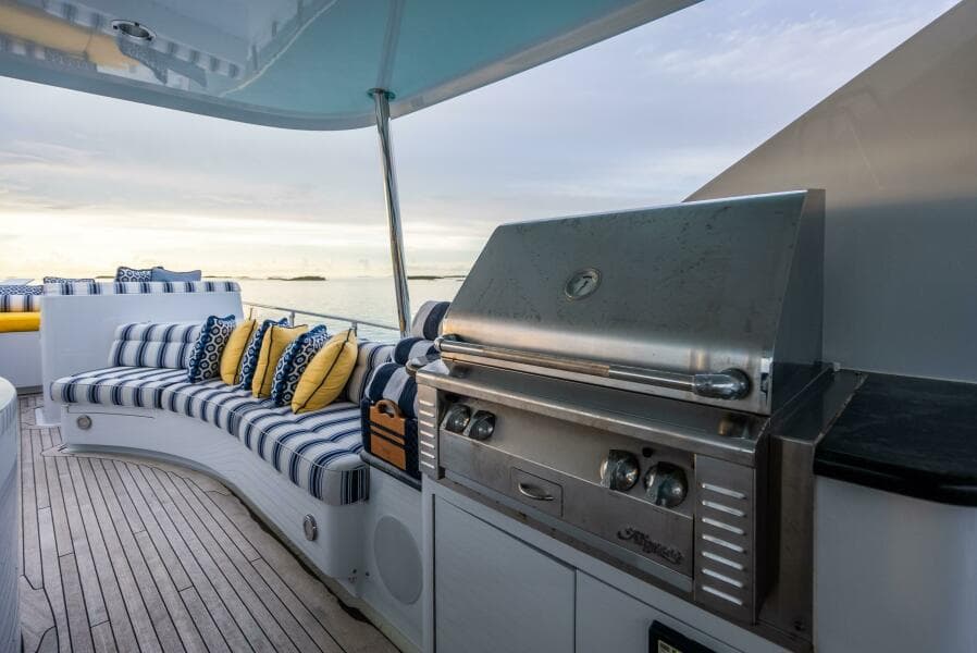 SUNDECK GRILL