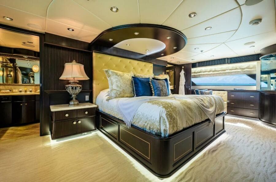 MASTER SUITE