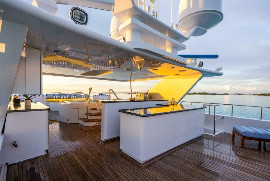 SUNDECK