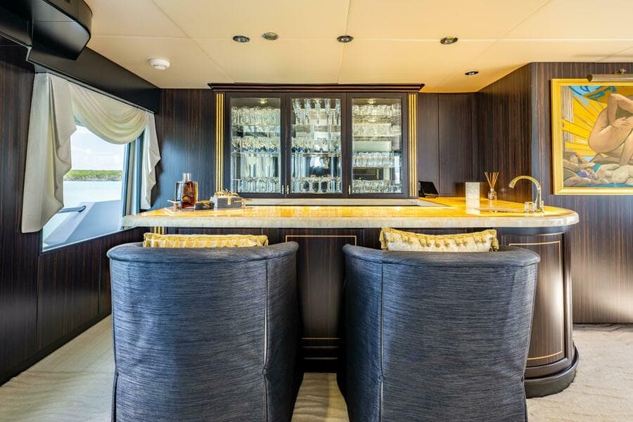 SKYLOUNGE BAR
