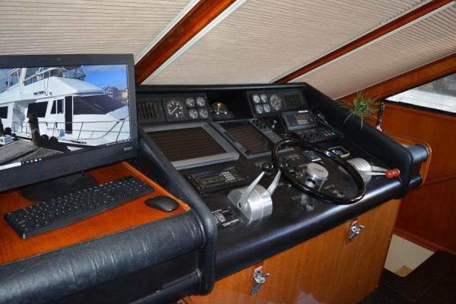 1989 Viking Motor Yacht