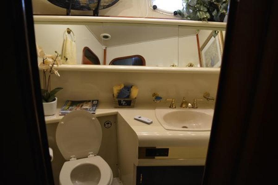 1989 Viking Motor Yacht