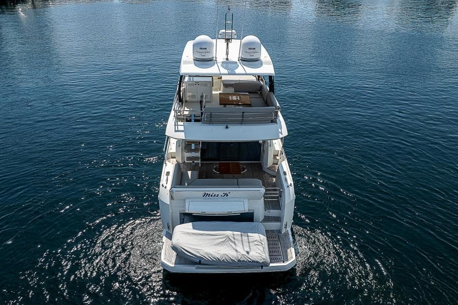 2022 Prestige 520 Fly