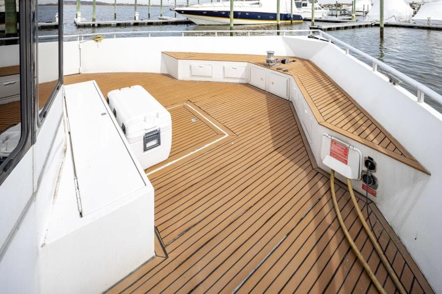2008 Fantasy 82 Coastal Yacht
