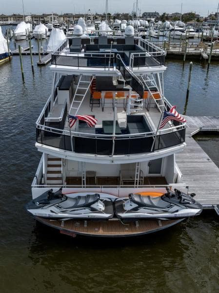 2008 Fantasy 82 Coastal Yacht