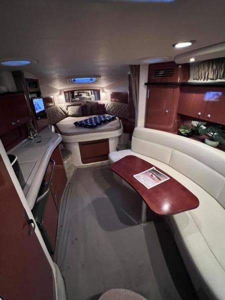 2005 Sea Ray Sundancer 320