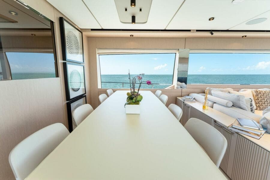 2023 Ferretti Yachts 780