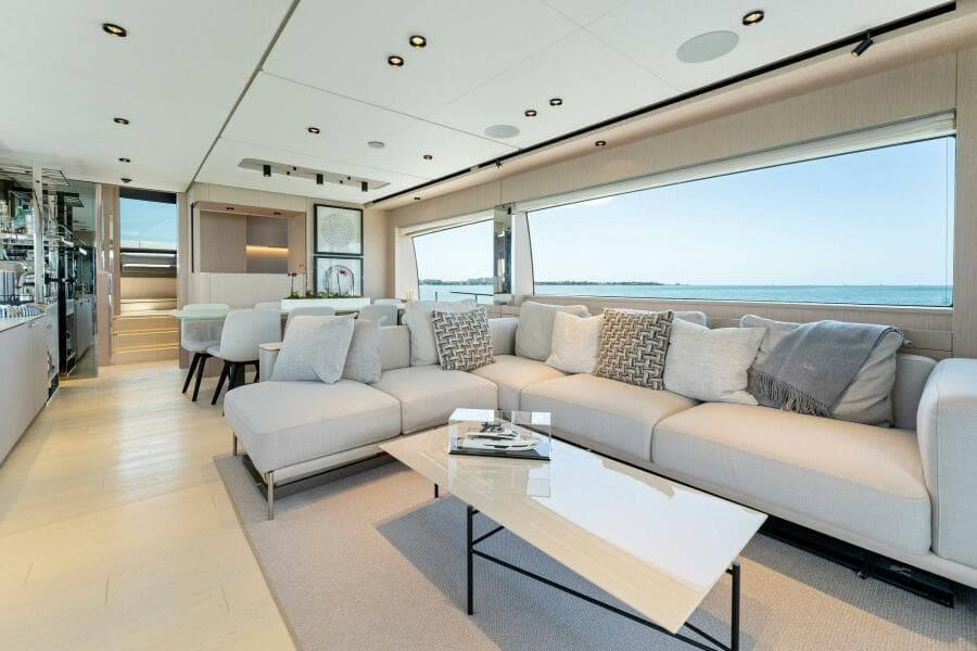 2023 Ferretti Yachts 780