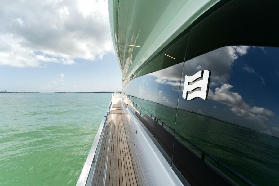 2023 Ferretti Yachts 780