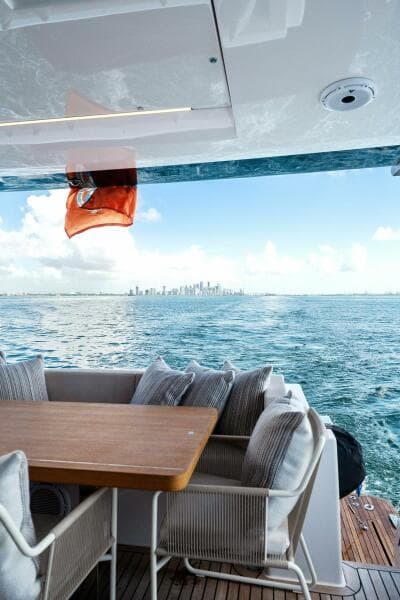 2023 Ferretti Yachts 780