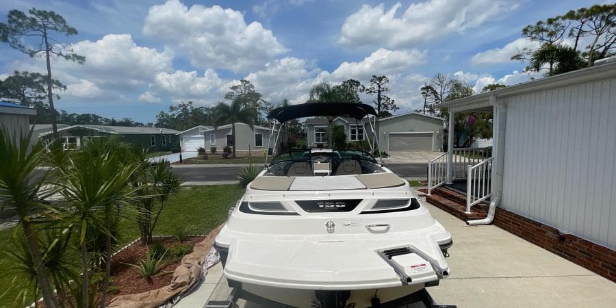 2015 Sea Ray 190 Sport