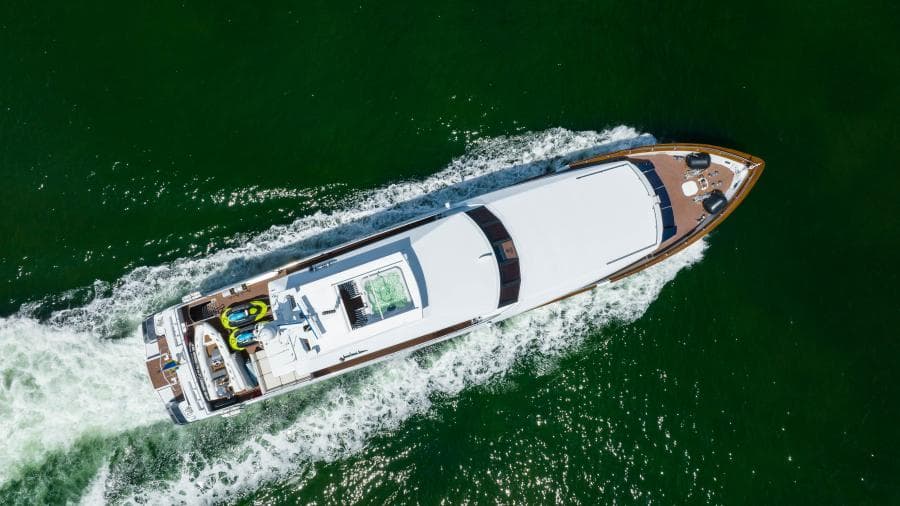 UNBRIDLED 116'