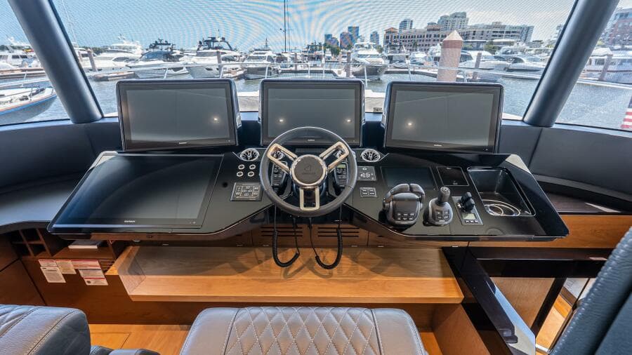 2024 Absolute Navetta 68