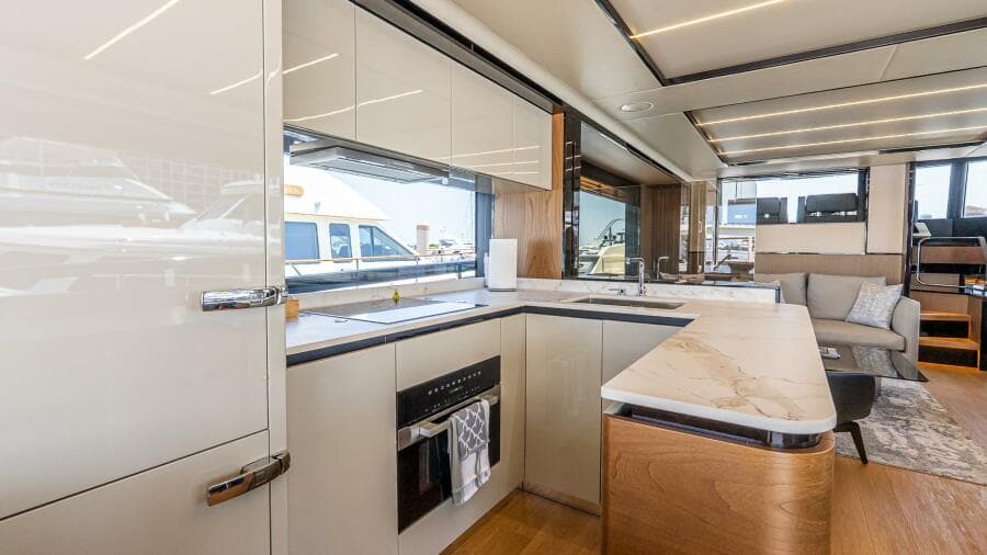 2024 Absolute Navetta 68