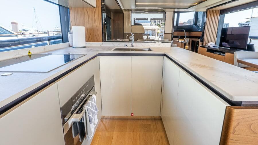 2024 Absolute Navetta 68
