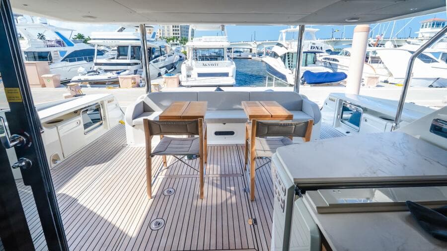 2024 Absolute Navetta 68