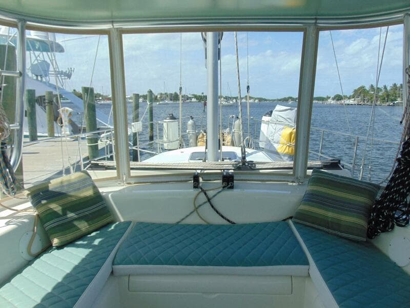 1981 Pearson 530