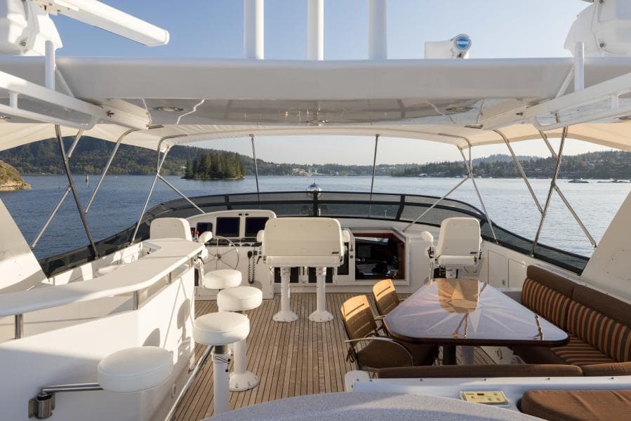 SUN DECK