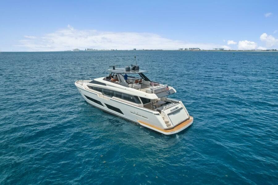 2021 Ferretti Yachts 850