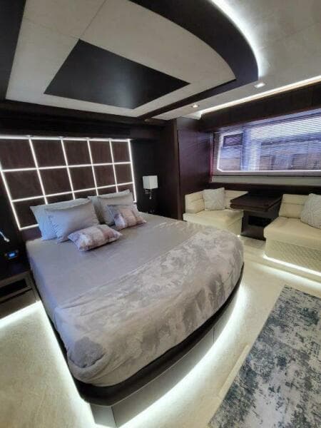 2019 Galeon 640 Fly