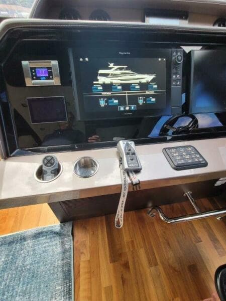 2019 Galeon 640 Fly