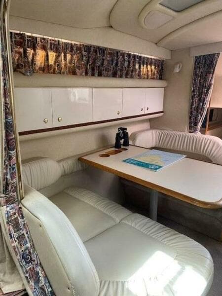 1997 Sea Ray 330 Sundancer