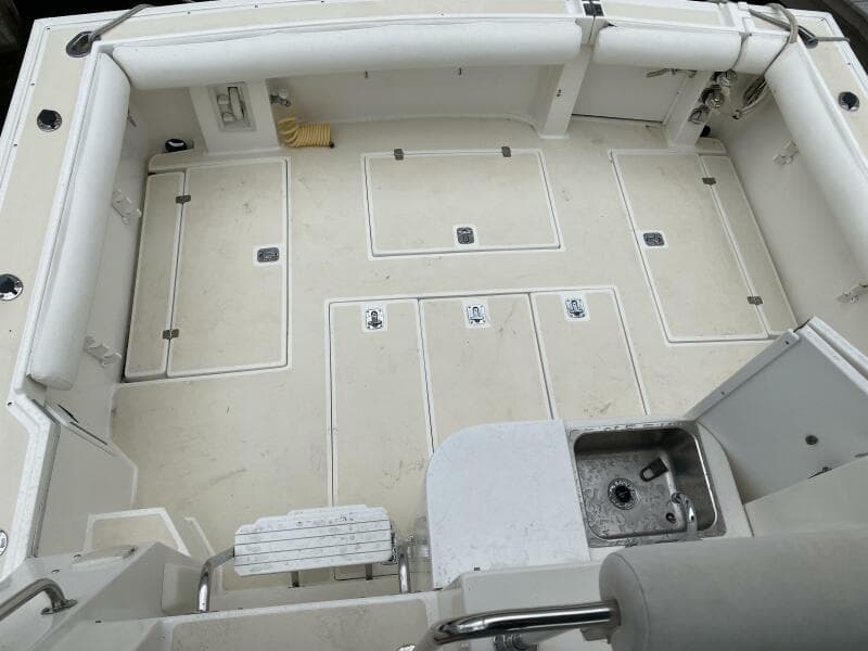 2001 Albin 32 + 2 Command Bridge