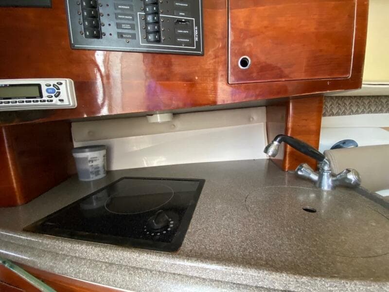 2003 Edgewater 265 Express