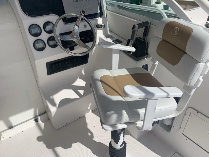 2003 Edgewater 265 Express
