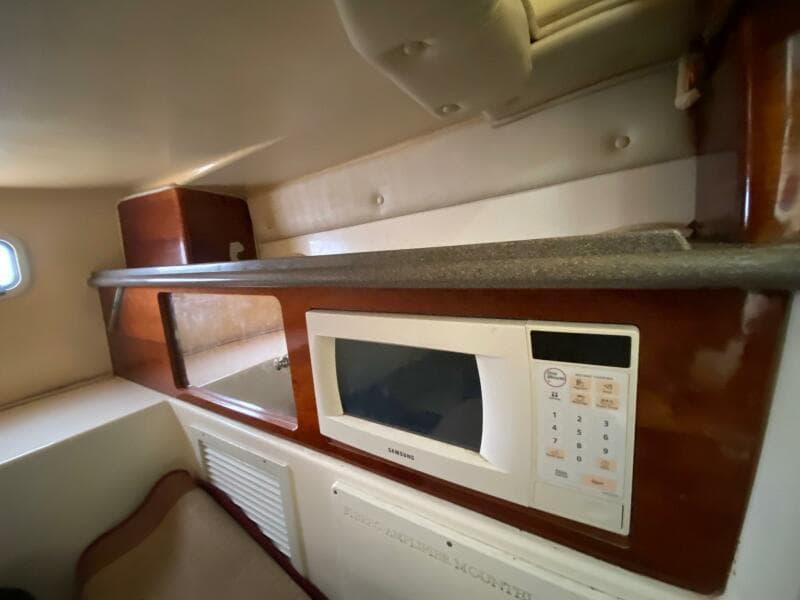 2003 Edgewater 265 Express