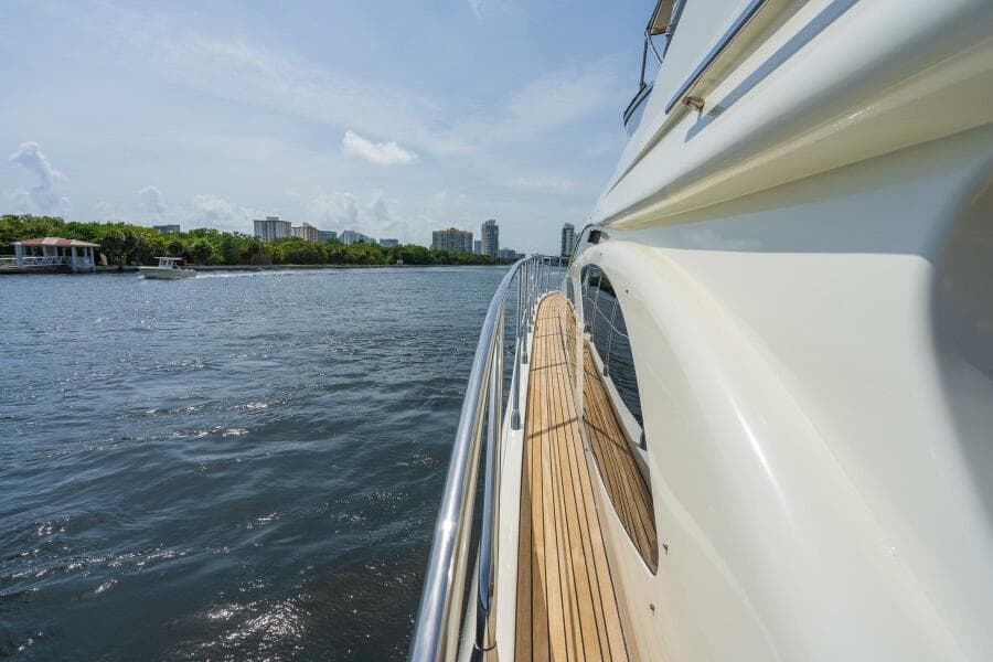 2009 Azimut 62E