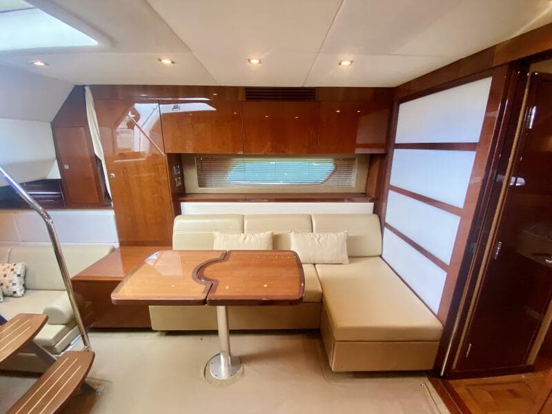 2010 Sea Ray 450 Sundancer