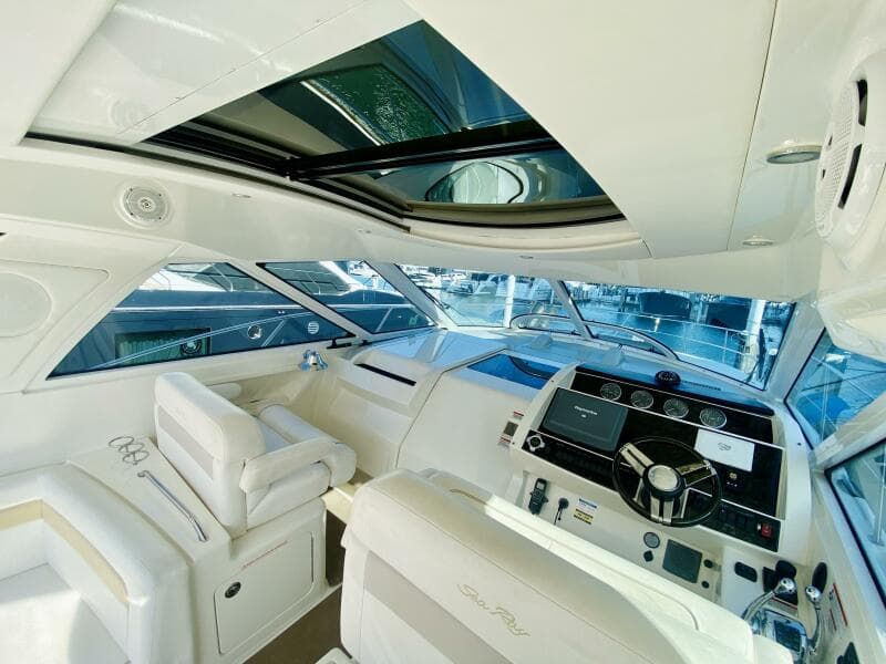 2010 Sea Ray 450 Sundancer