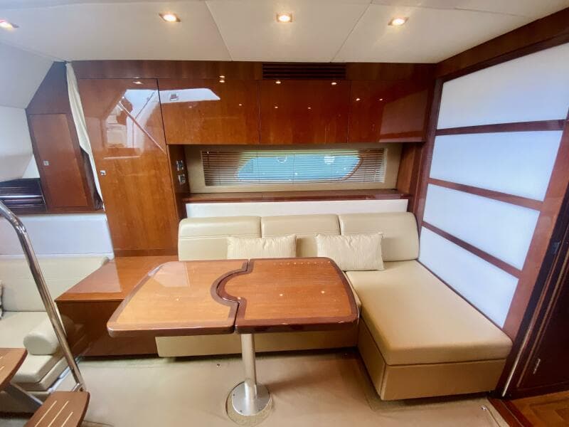 2010 Sea Ray 450 Sundancer