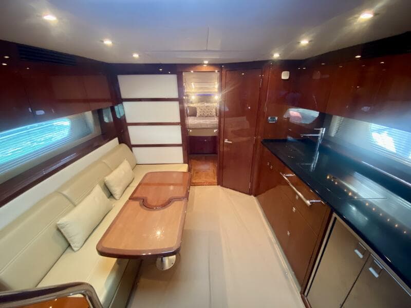 2010 Sea Ray 450 Sundancer
